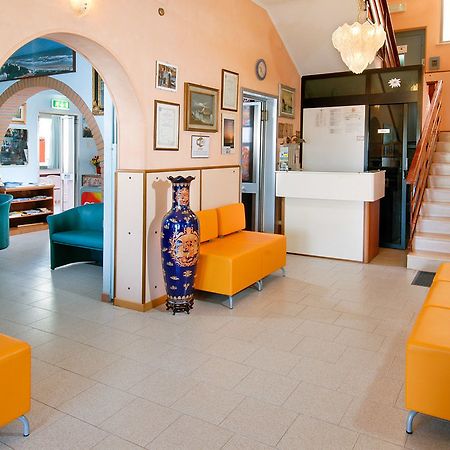 Edelweiss Hotel Fano Esterno foto
