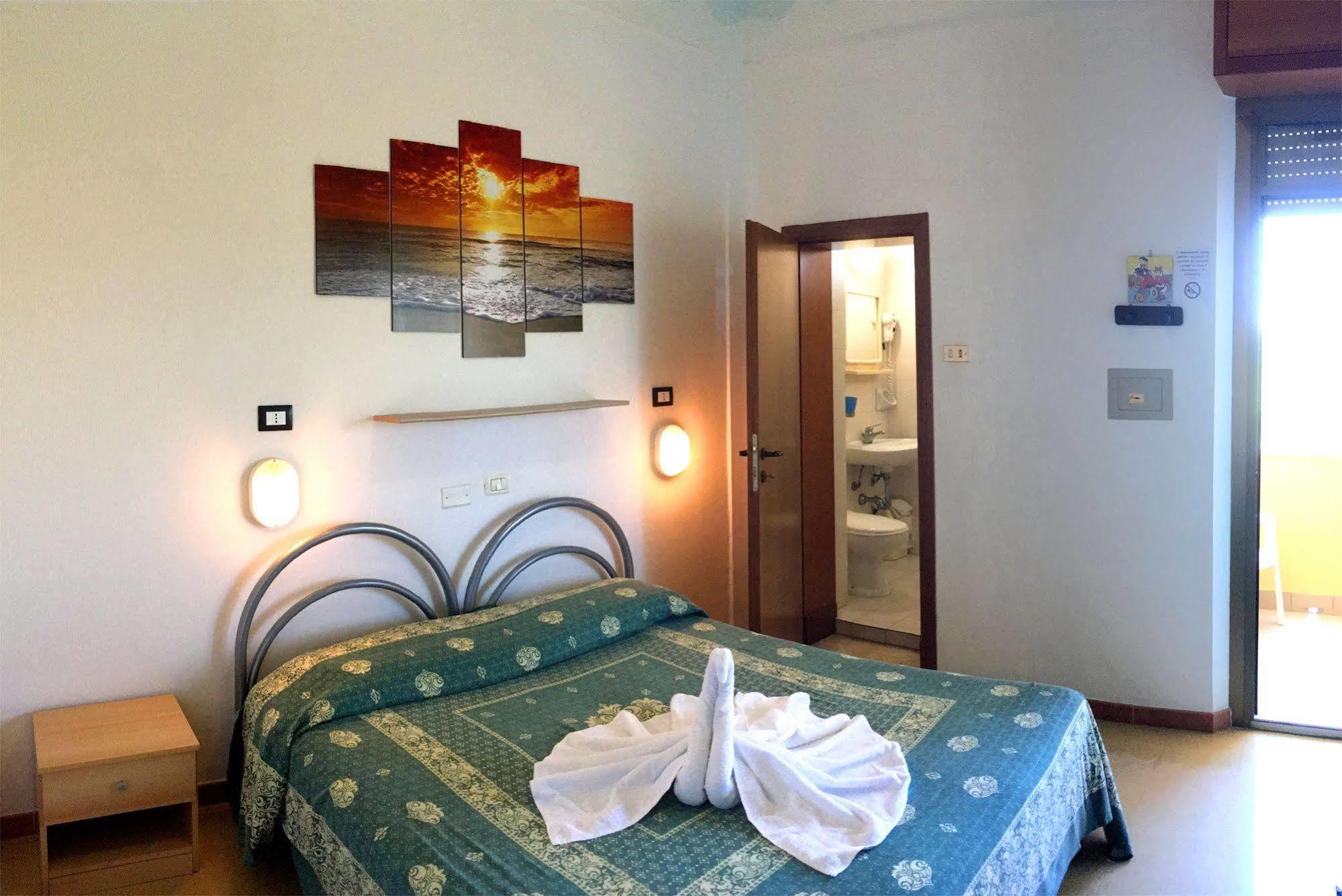 Edelweiss Hotel Fano Esterno foto